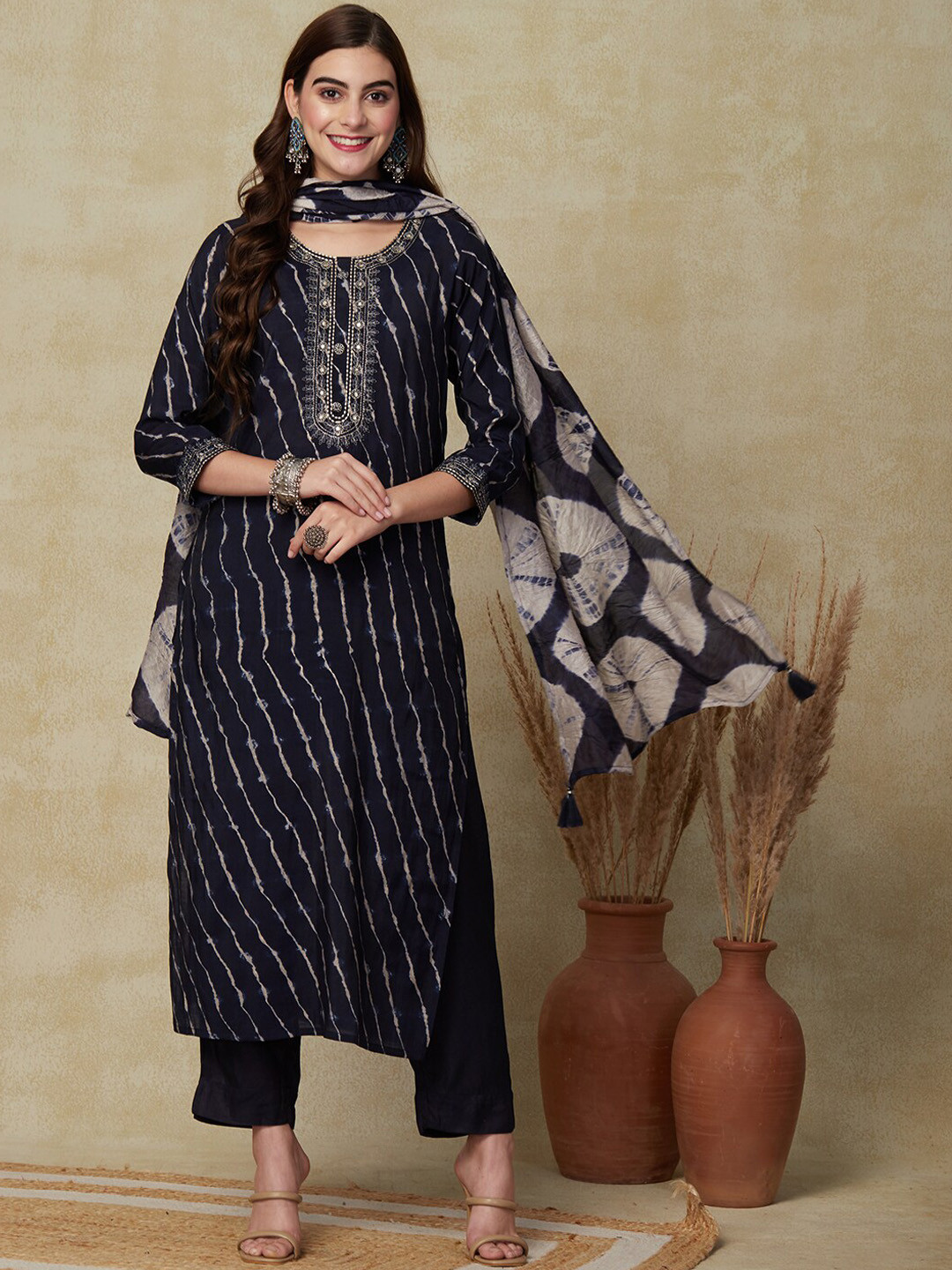 

FASHOR Leheriya Printed Zari Kurta with Trousers & Dupatta, Navy blue