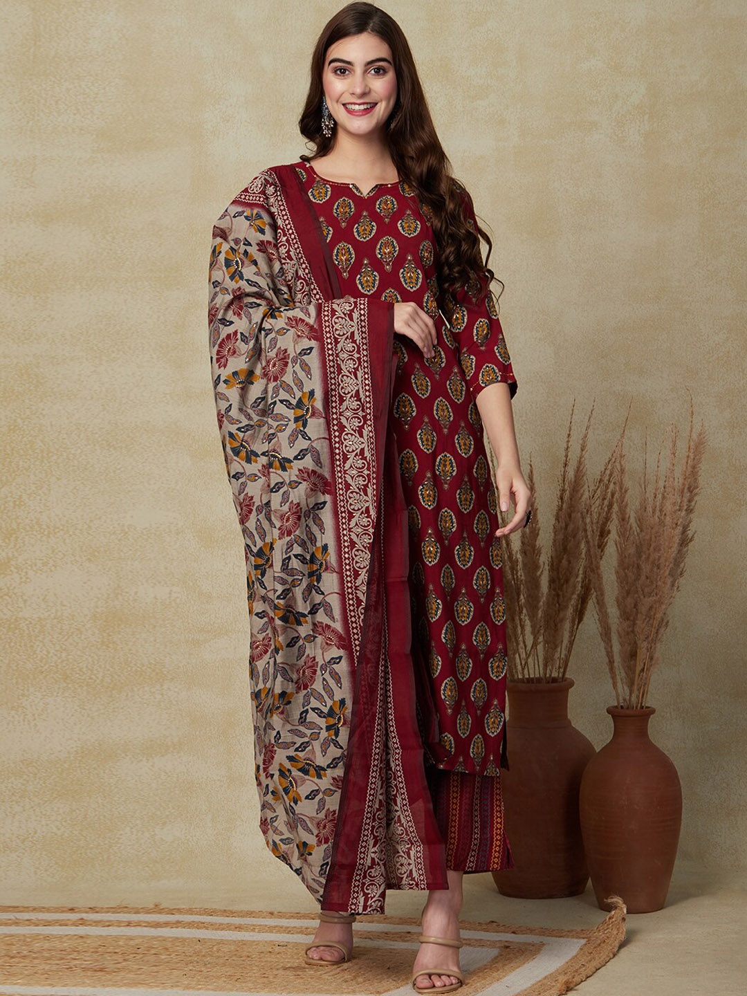 

FASHOR Maroon Ethnic Motifs Printed Regular Kurta & Trousers With Dupatta