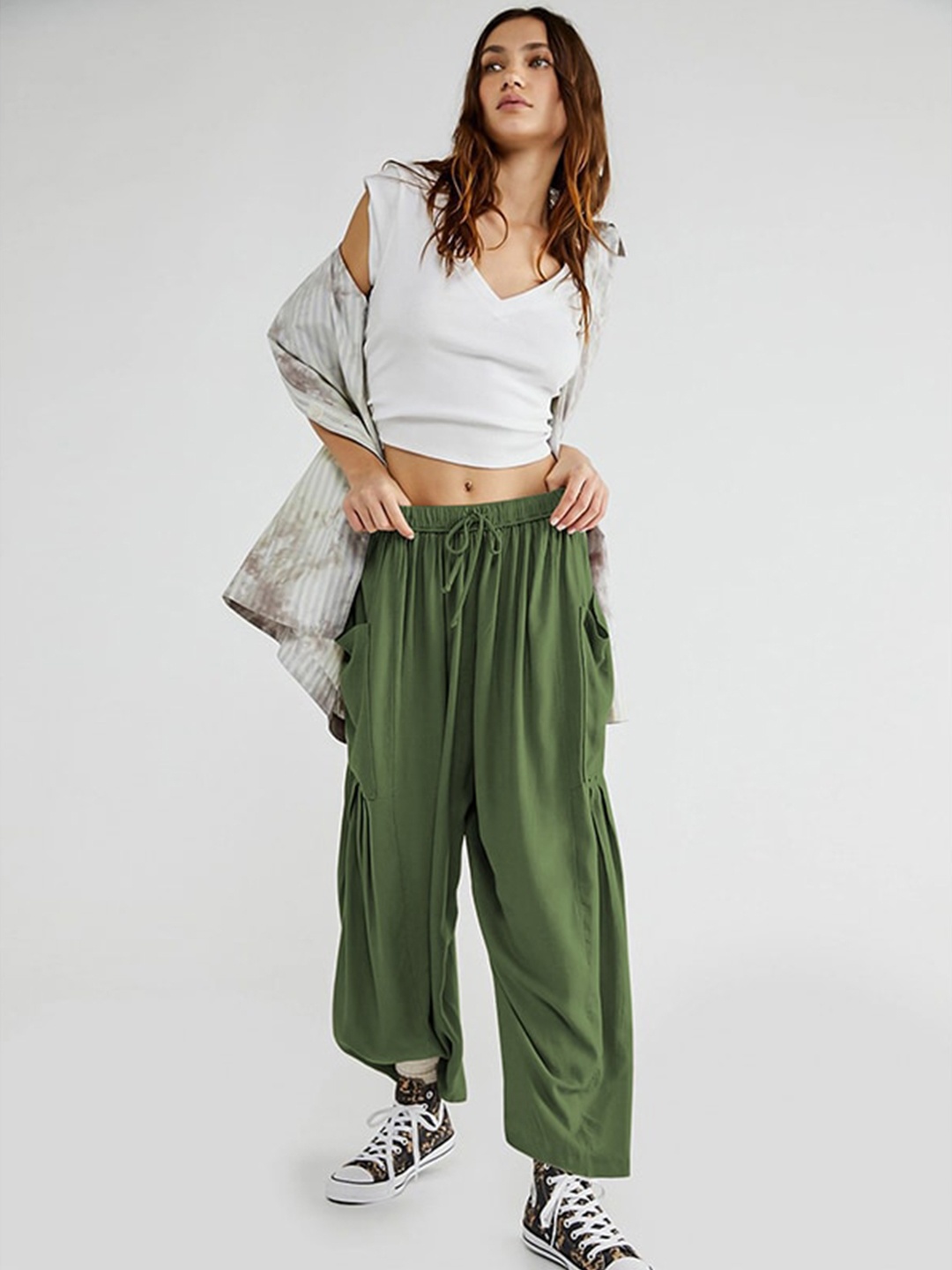 

StyleCast Women Green Flared High-Rise Pleated Trousers