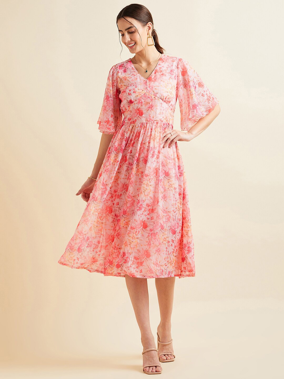 

PANIT Floral Printed Flared Sleeves V-Neck Gathered Fit & Flare Midi Dress, Pink
