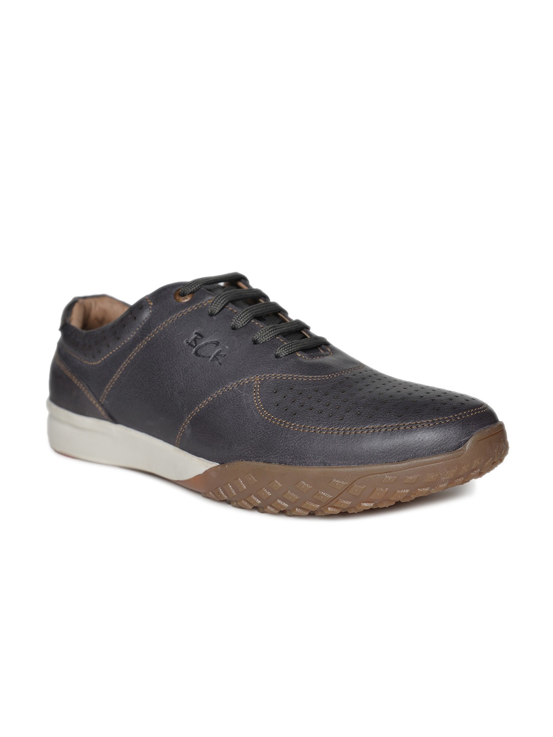 

Buckaroo Men Perforations Leather Sneakers, Navy blue