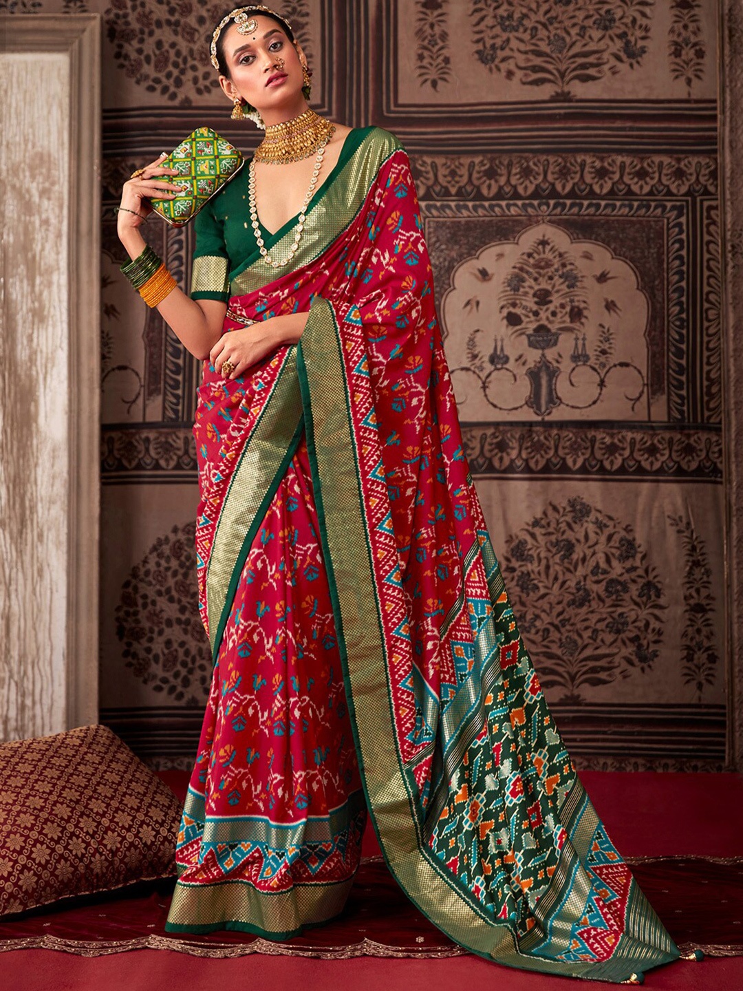 

Saree mall Ethnic Motifs Printed Zari Patola Sarees, Pink