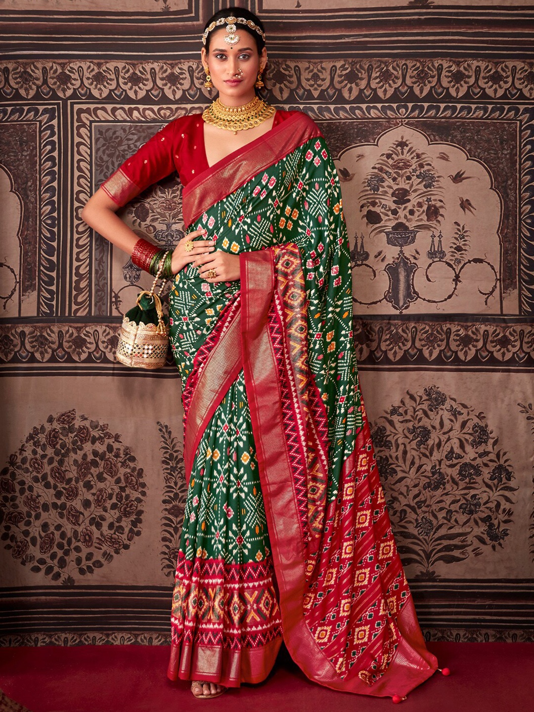 

Saree mall Ethnic Motifs Printed Zari Patola Sarees, Green