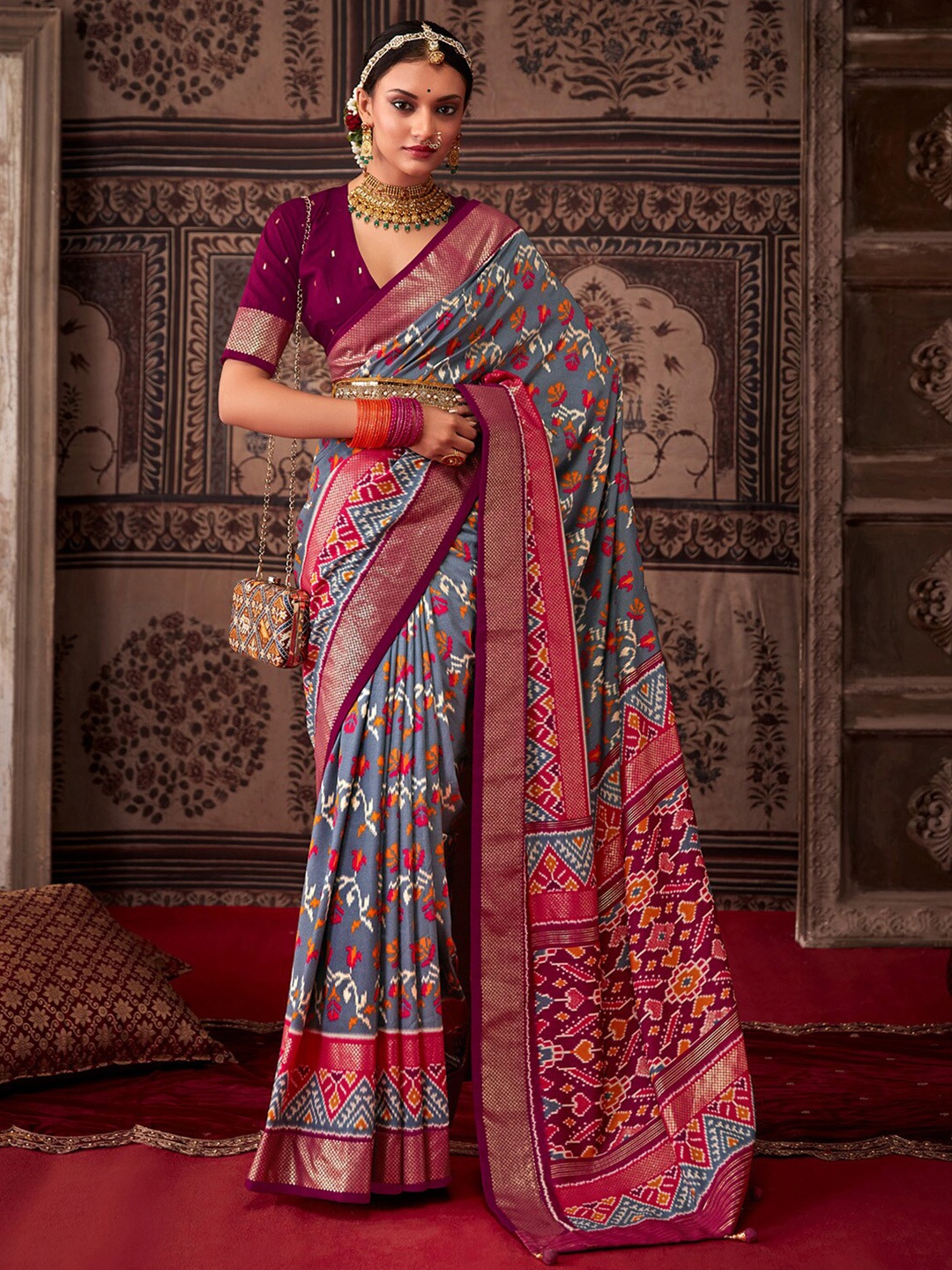 

Saree mall Grey & Pink Ethnic Motifs Printed Zari Patola Saree