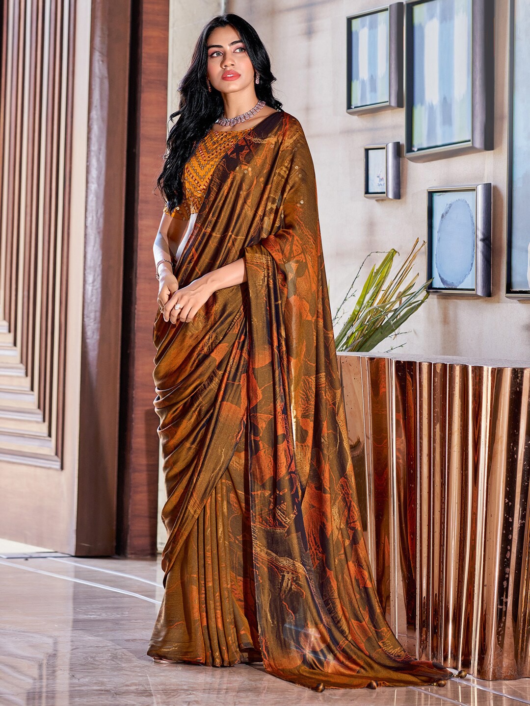 

Anouk Orange & Brown Abstract Printed Sequinned Saree