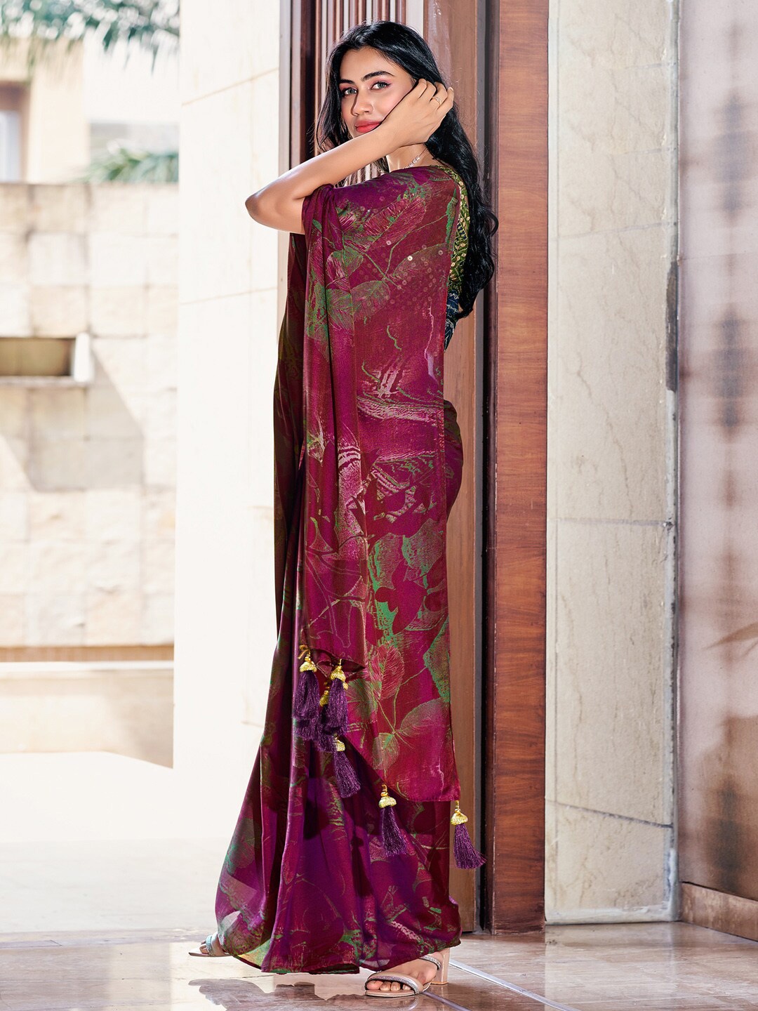 

Anouk Abstract Printed Saree, Magenta