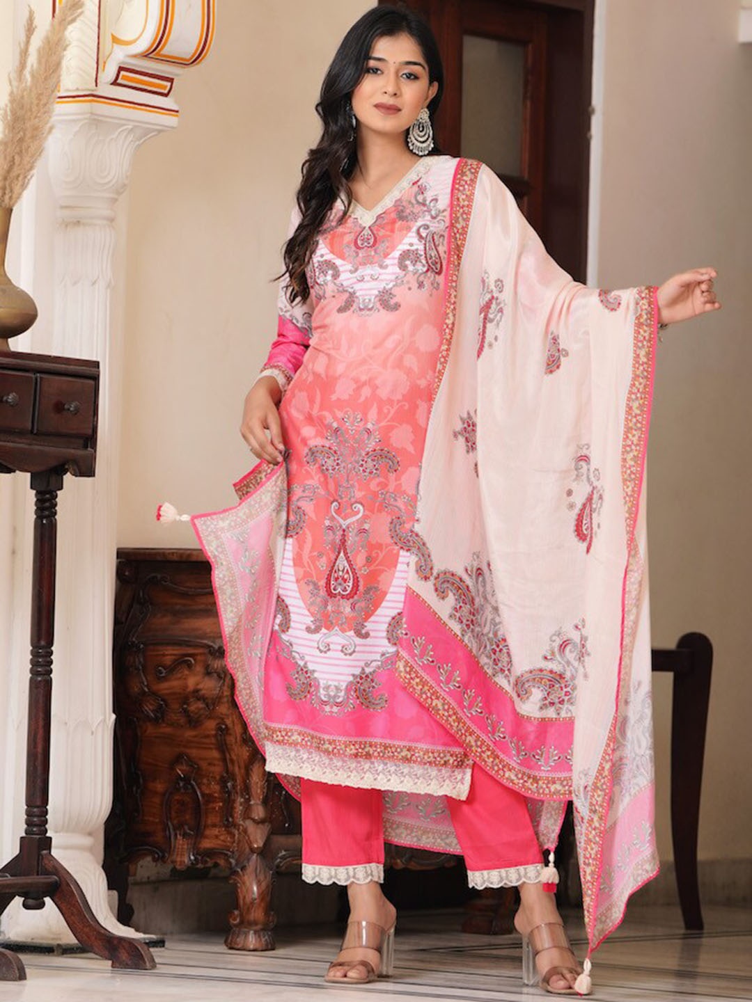 

Hatheli Paisley Printed Straight Kurta With Trousers & Dupatta, Peach