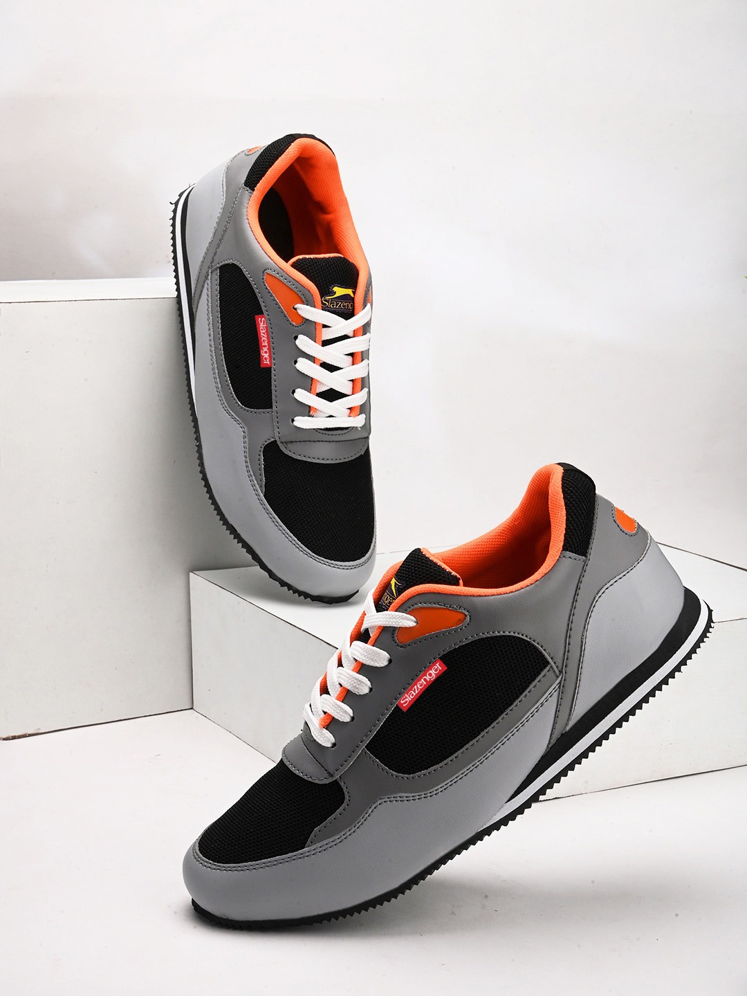 

Slazenger Men Colourblocked Lace-Up Sneakers, Black