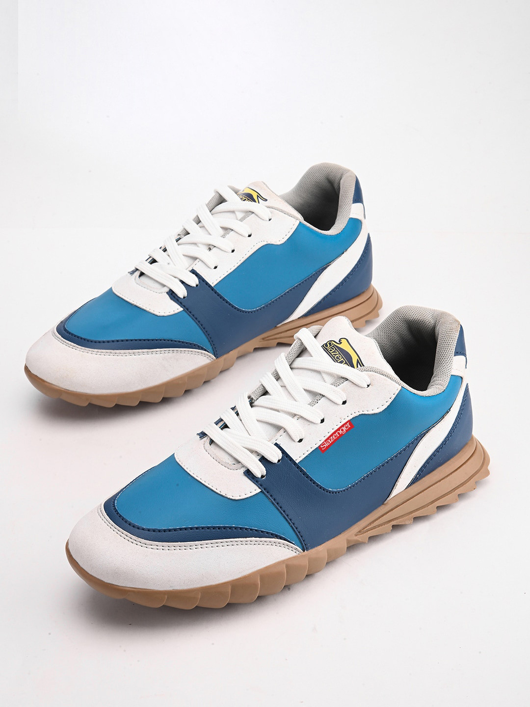 

Slazenger Men Colourblocked Comfort Insole Sneakers, Blue