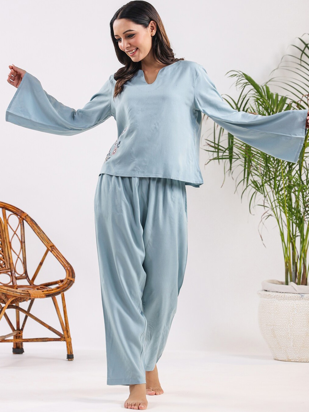 

SANSKRUTIHOMES Embroidered Modal Night suit, Blue