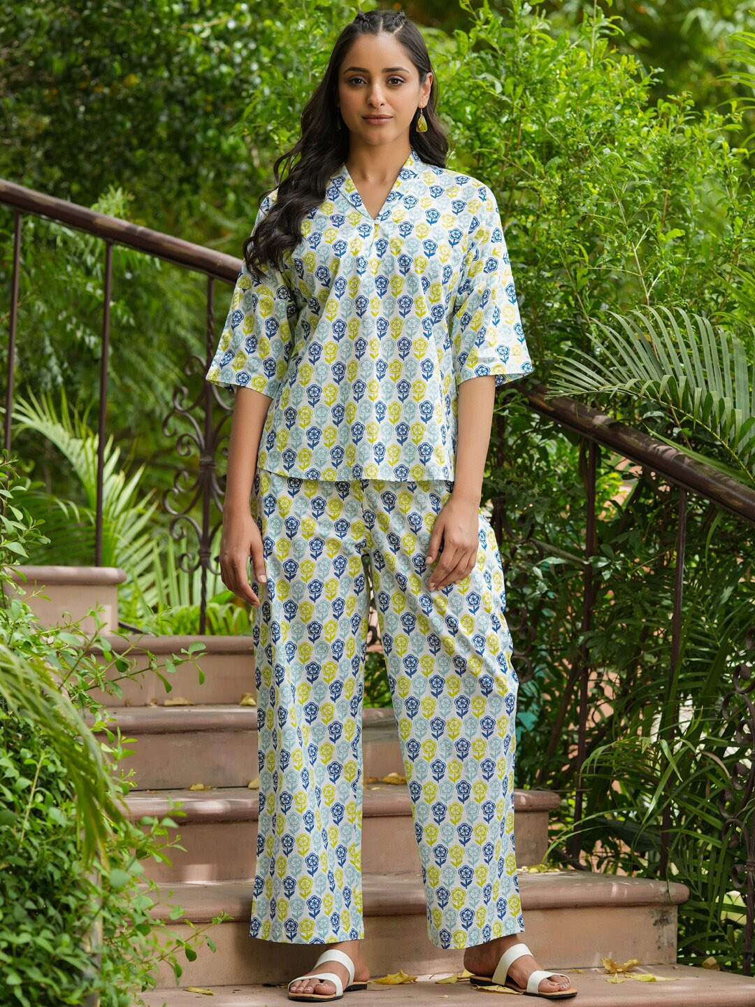 

SANSKRUTIHOMES Floral Printed Pure Cotton Night suit, Off white