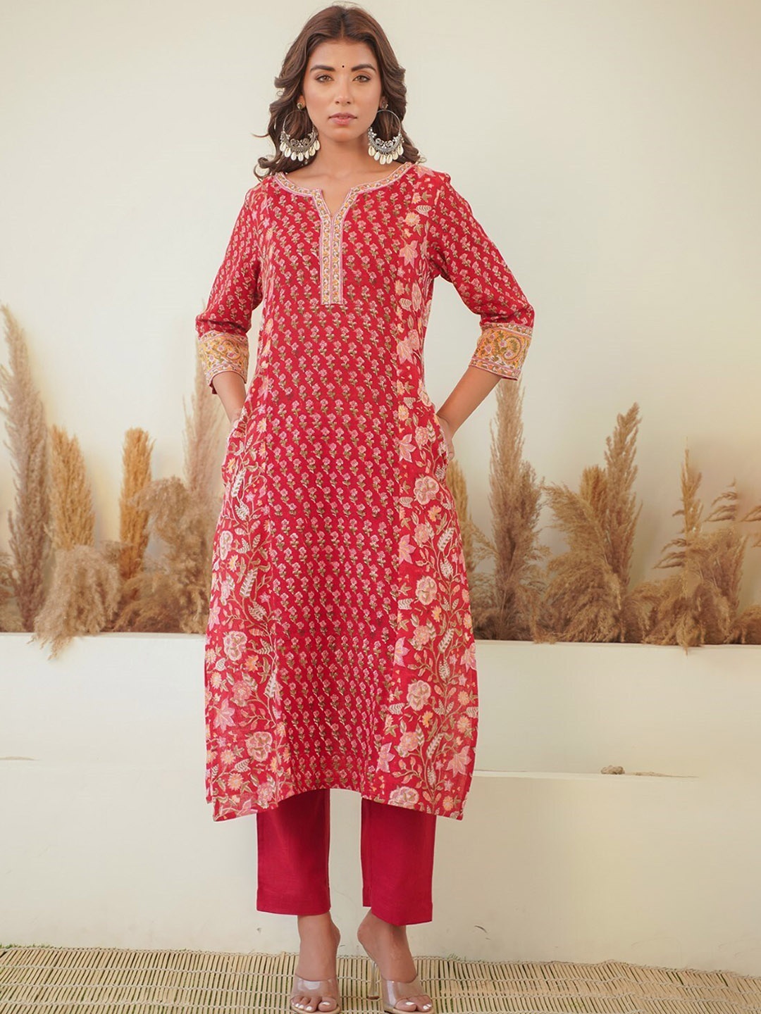 

JAIPURIBANNO Floral Printed Regular Pure Cotton Kurta With Trousers & Dupatta, Red