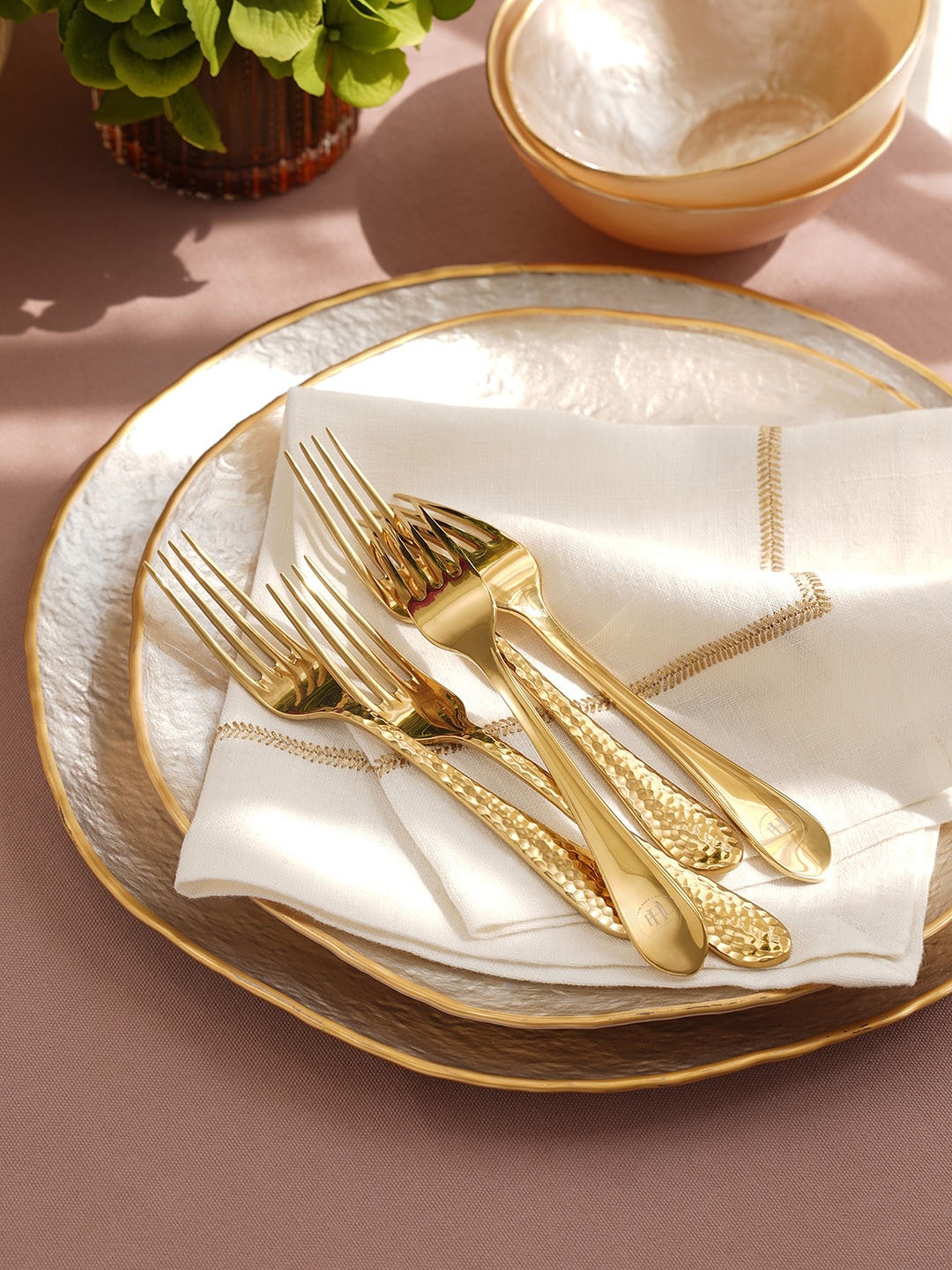 

Pure Home and Living Yellow 6-Pieces Stainless Steel Dessert Forks Cutlery Set, Gold