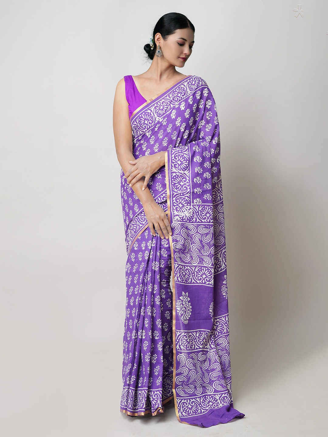

Unnati Silks Ethnic Motifs Zari Pure Cotton Handloom Block Print Saree, Violet