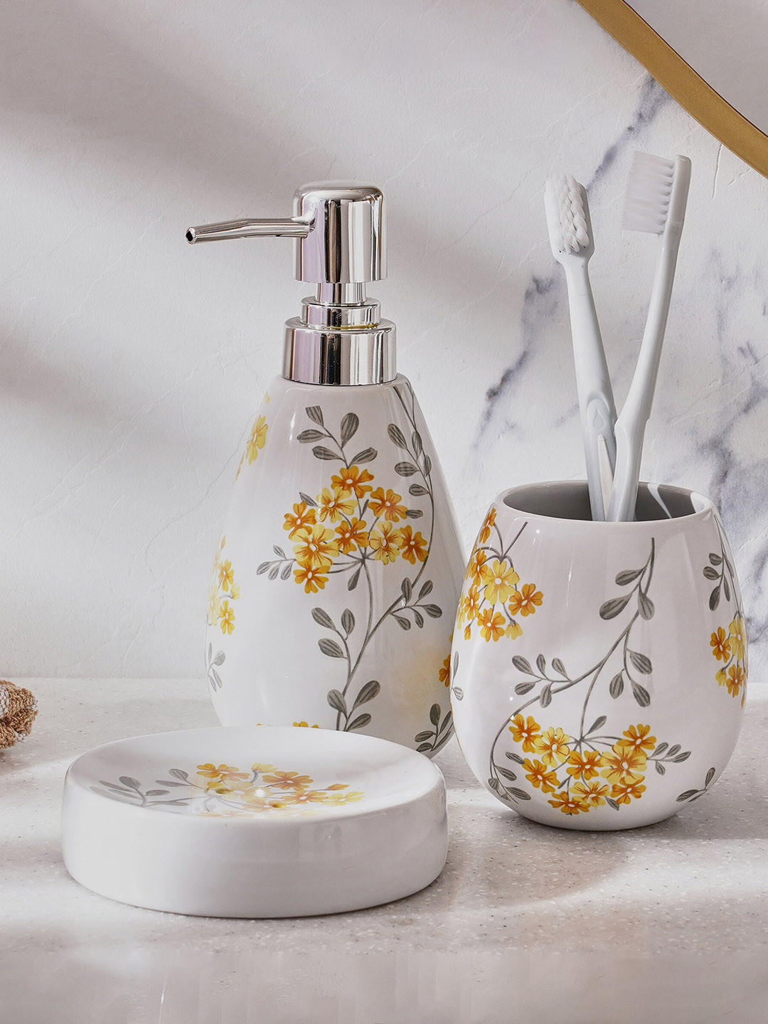 

Home Centre Petrichor Parker Yellow 3 Pieces Floral Printed Bathroom Accessories Set