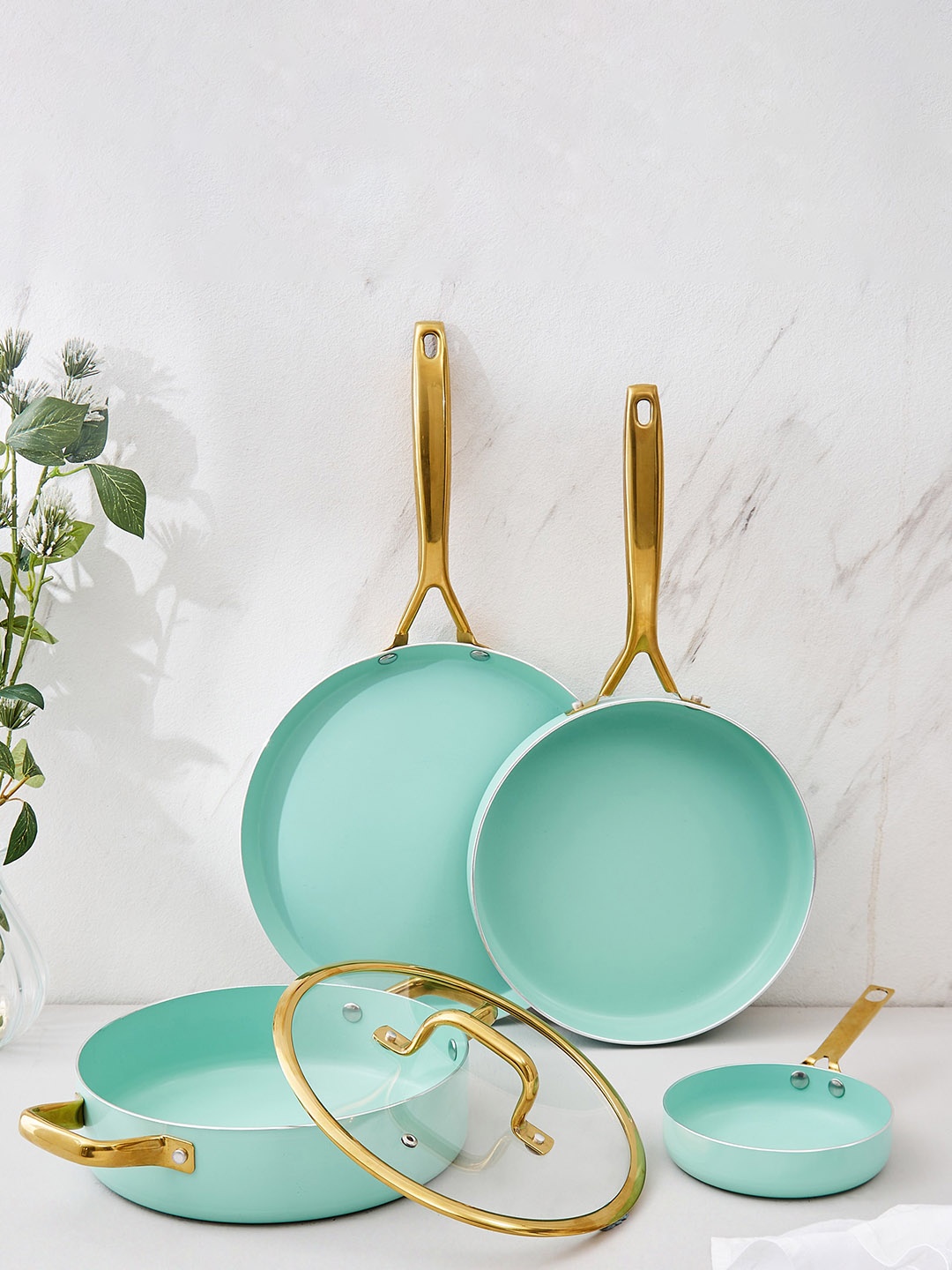 

Home Centre Gravis Mint Green 5 Pieces Aluminium Cookware Set
