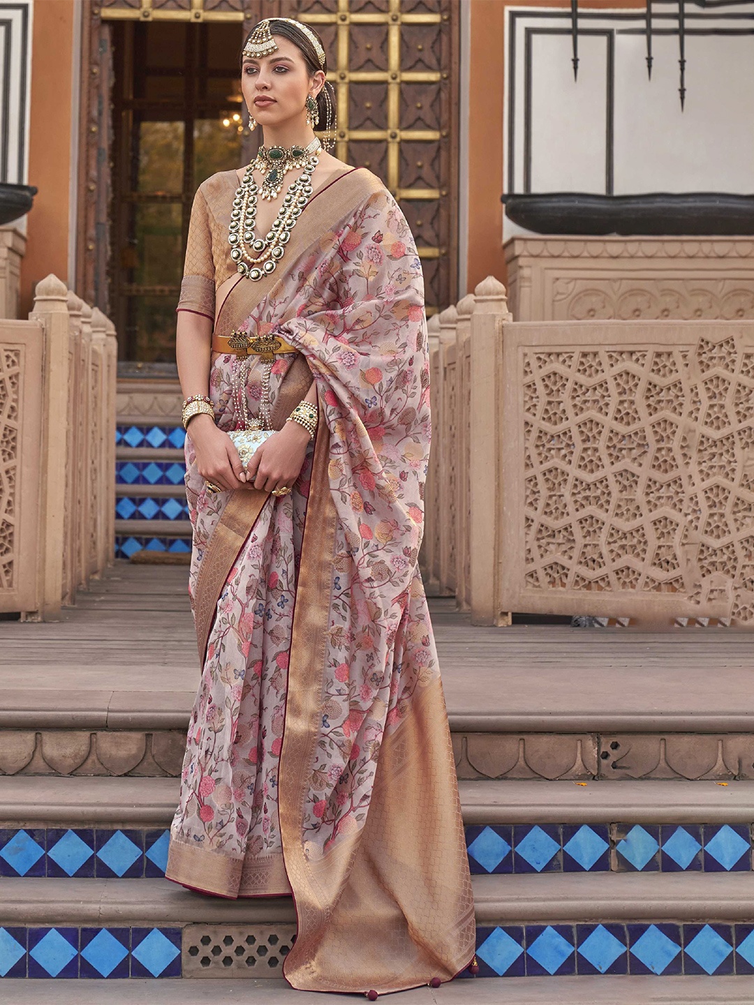 

Mitera Pink & Gold-Toned Floral Printed Zari Organza Saree