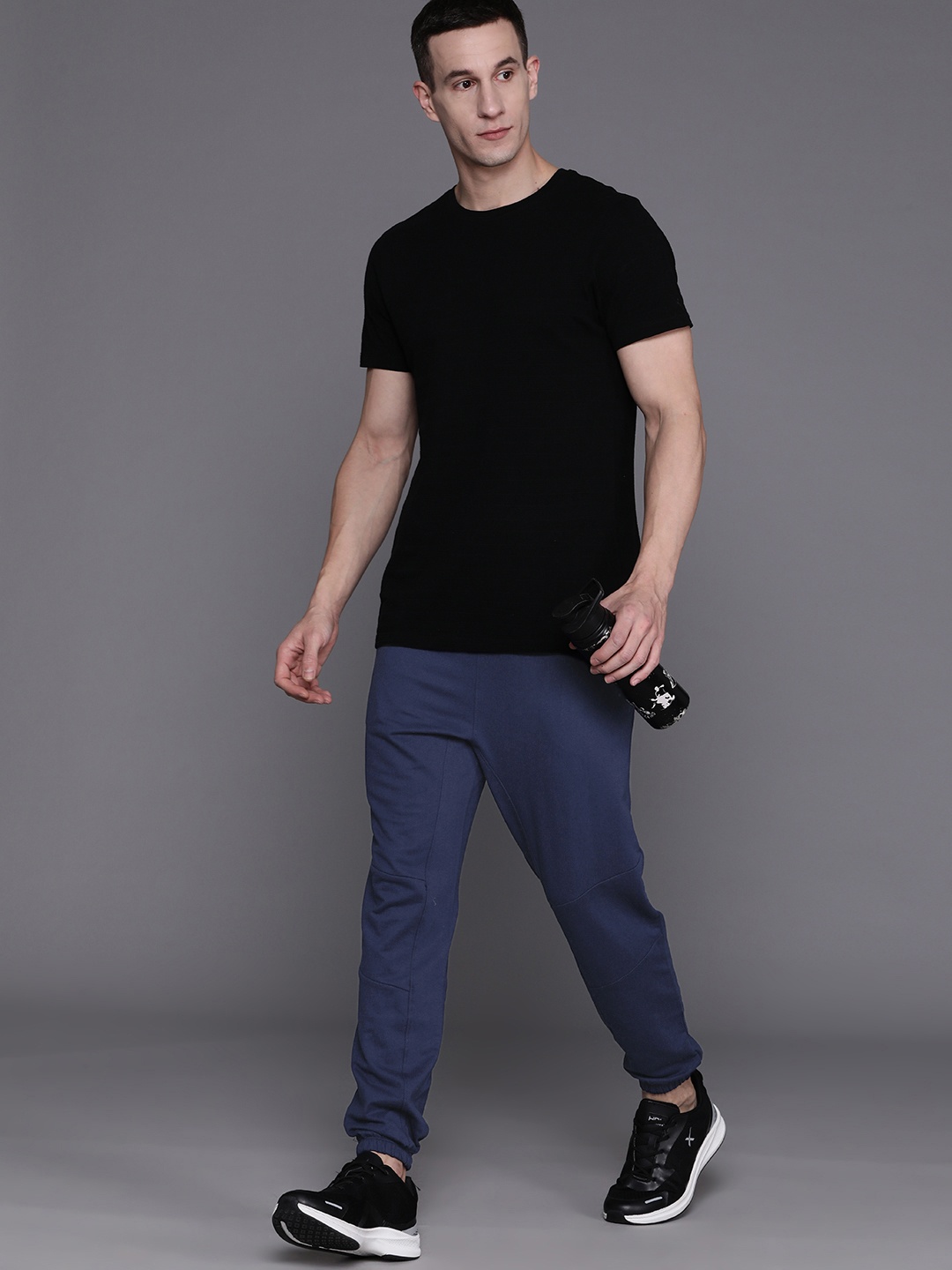 

HRX by Hrithik Roshan Men Lifestyle Joggers, Navy blue
