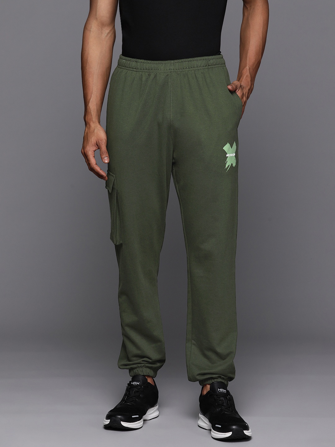 

HRX by Hrithik Roshan Men Regular Fit Casual Joggers, Green