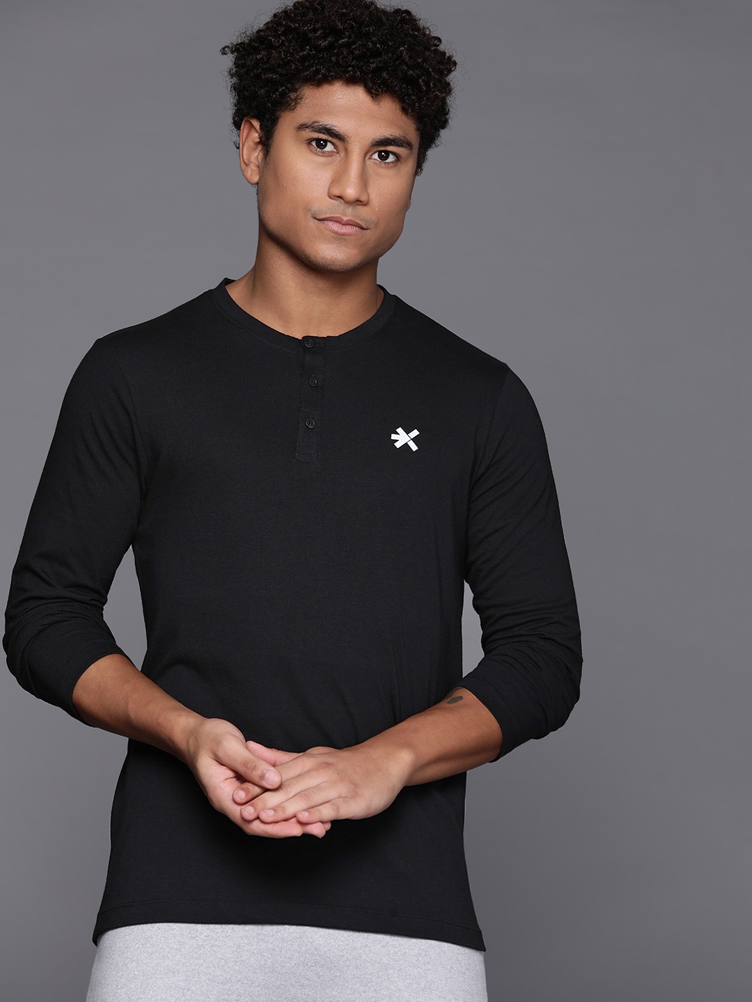 

HRX by Hrithik Roshan Full Sleeves Casual T-shirt, Black
