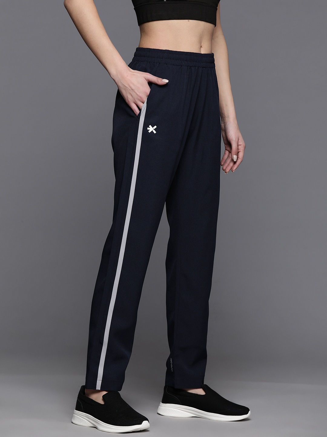 

HRX by Hrithik Roshan Women Rapid-Dry Training Track Pants with Reflective Detail, Navy blue