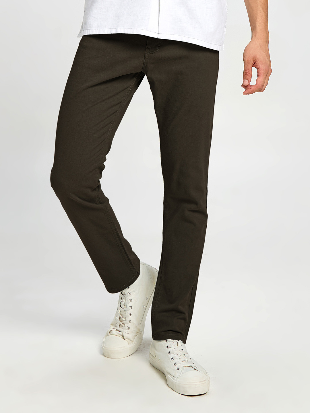 

Beyoung Men Pure Cotton Easy Wash Chinos Trousers, Brown