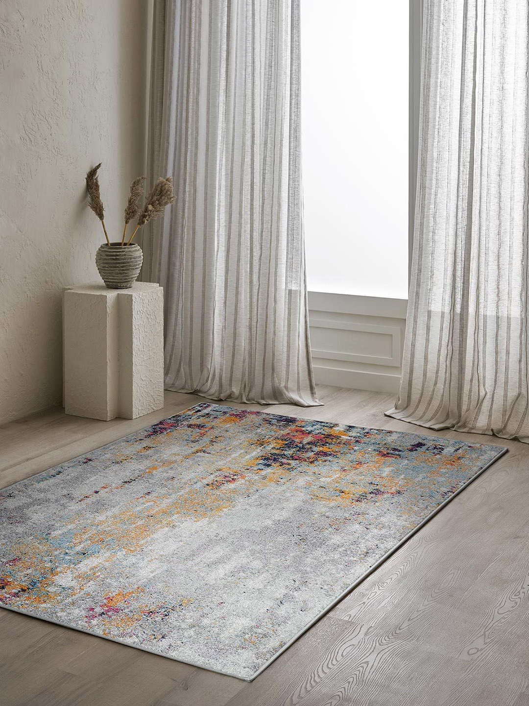 

DDecor Grey & Magenta Abstract Printed Carpet