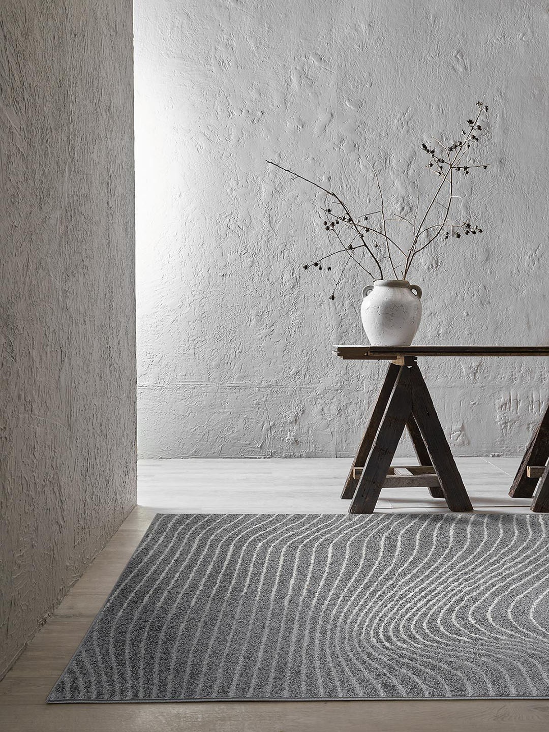 

DDecor Grey Stripe Design Polypropylene Rectangular Carpet
