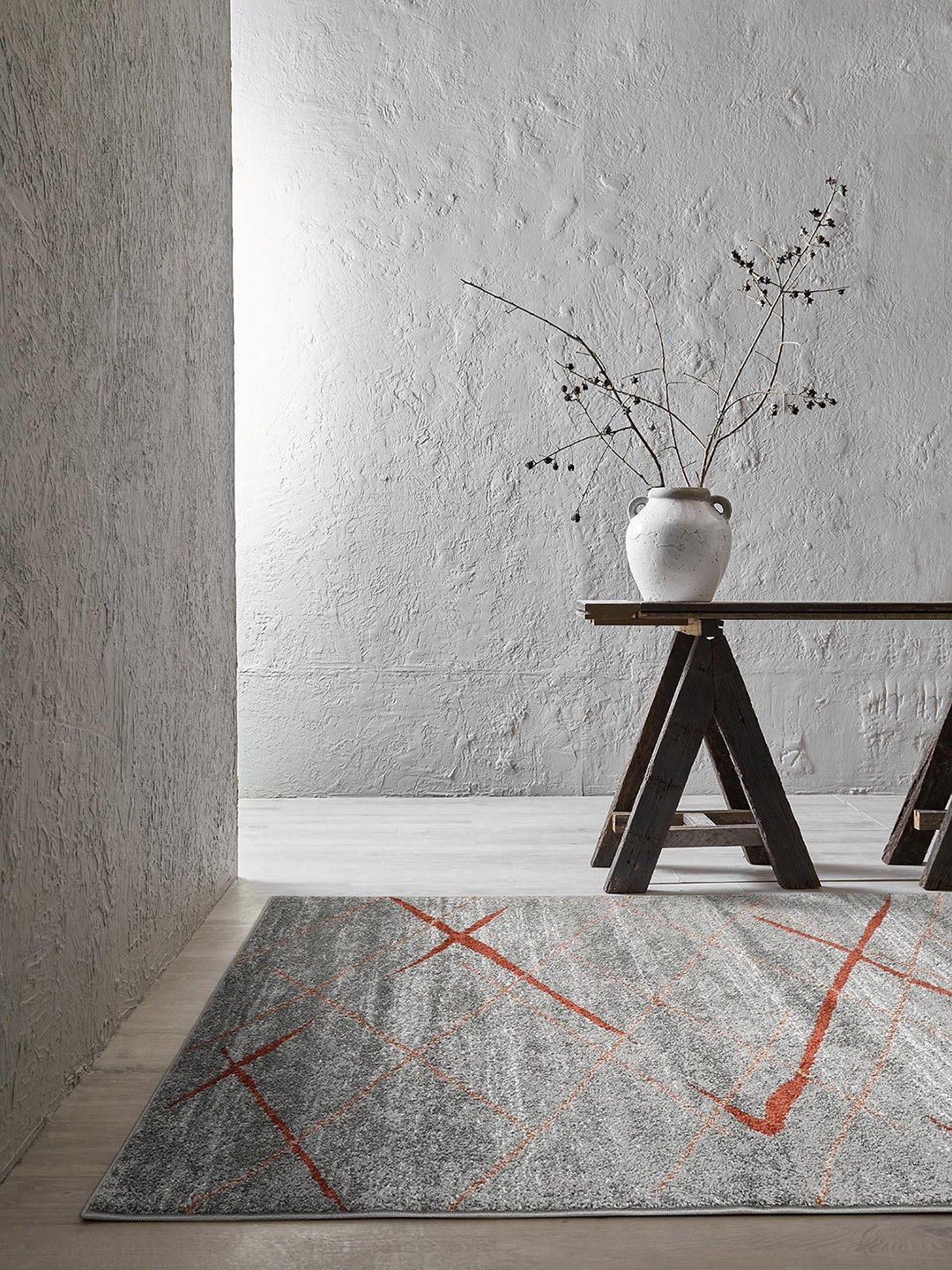 

DDecor Red & Grey Geometric Printed Floor Carpet