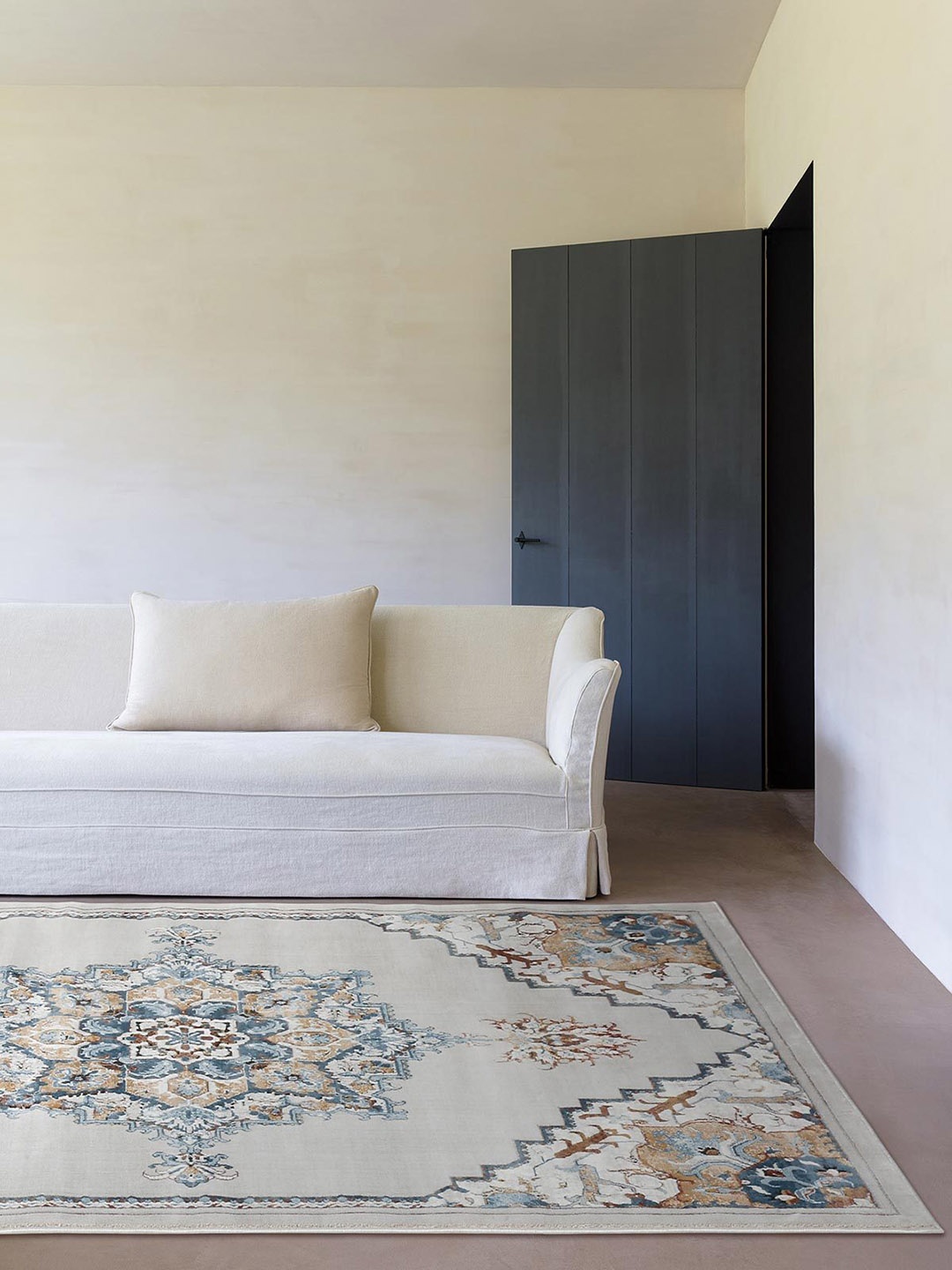 

DDecor Beige & Blue Traditional Rectangular Floor Carpet