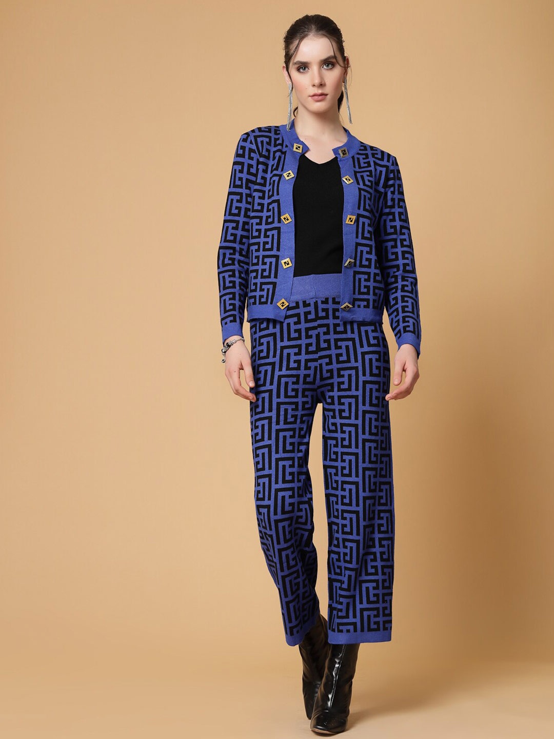 

Mafadeny Printed Top With Trousers & Jacket, Blue
