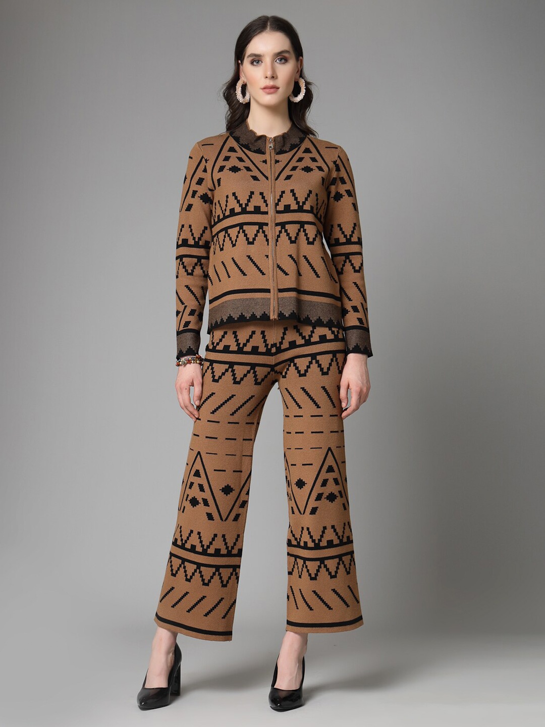 

Mafadeny Winter Wear Printed Cardigan & Trousers, Khaki