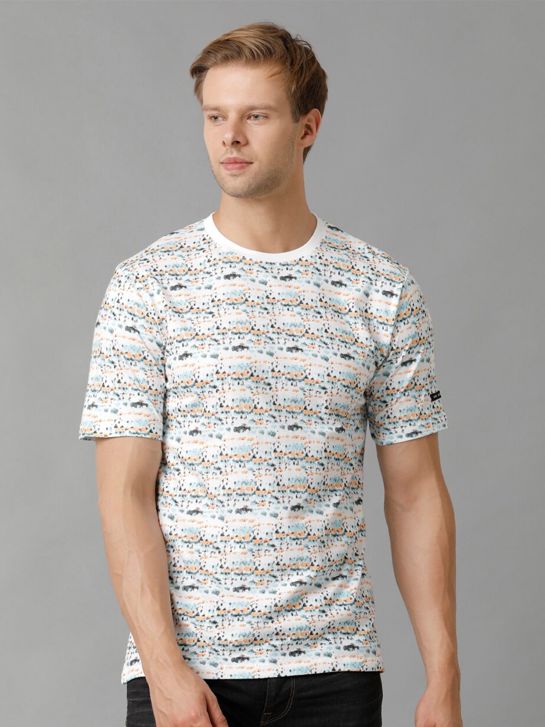 

Voi Jeans Abstract Printed Pure Cotton T-shirt, Off white