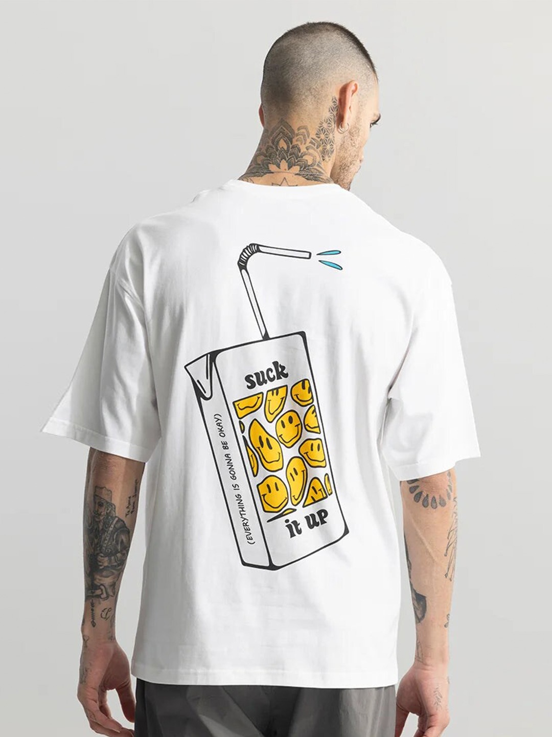 

Snitch Graphic Printed Drop-Shoulder Sleeves Oversized T-shirt, White