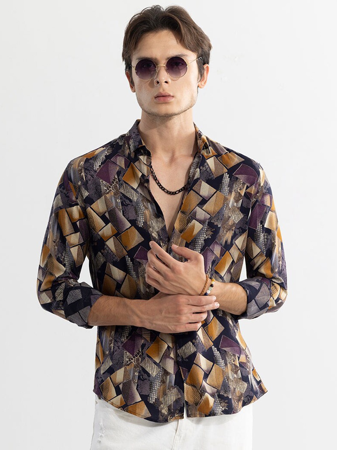 

Snitch Brown Geometric Printed Classic Slim Fit Casual Shirt