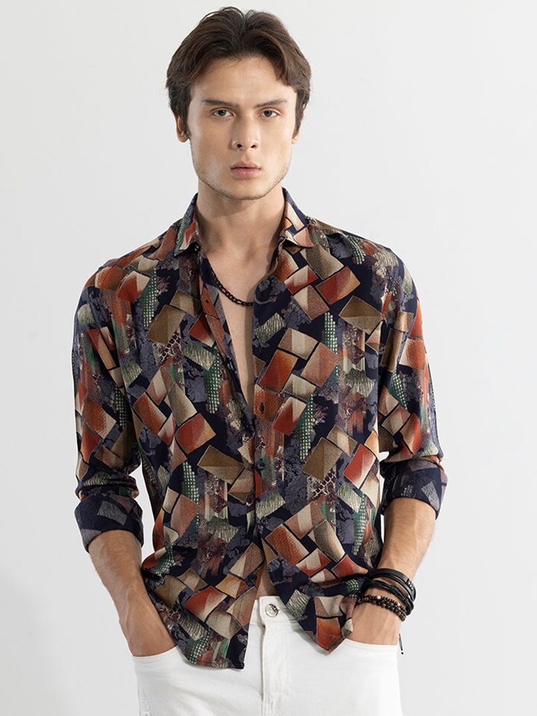 

Snitch Navy Blue Geometric Printed Classic Slim Fit Casual Shirt
