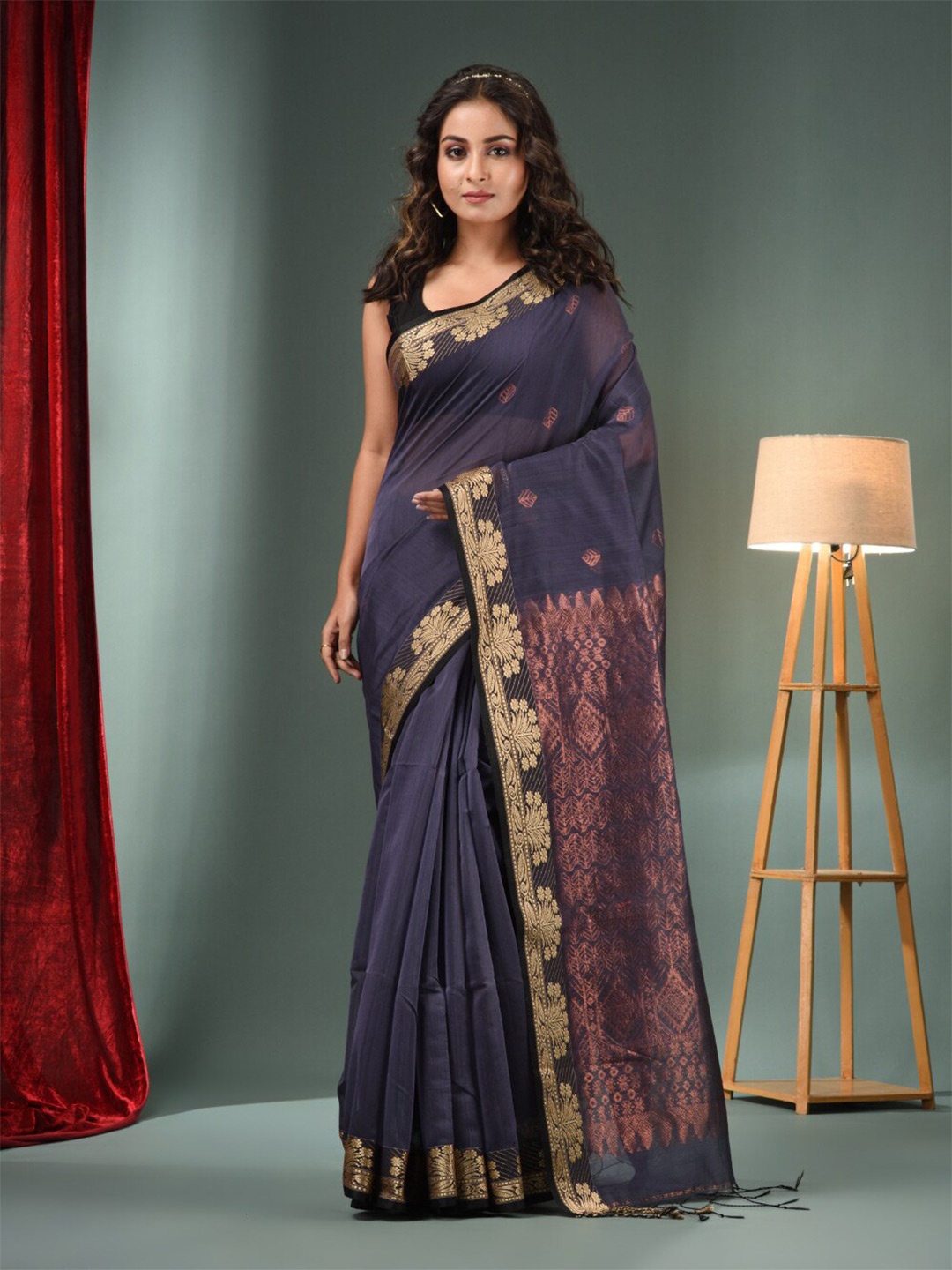 

Charukriti Solid Zari Saree, Grey