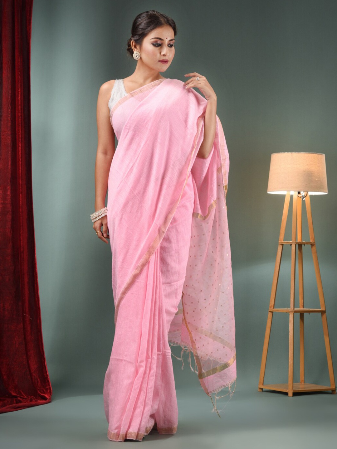 

Charukriti Zari Pure Silk Saree, Pink