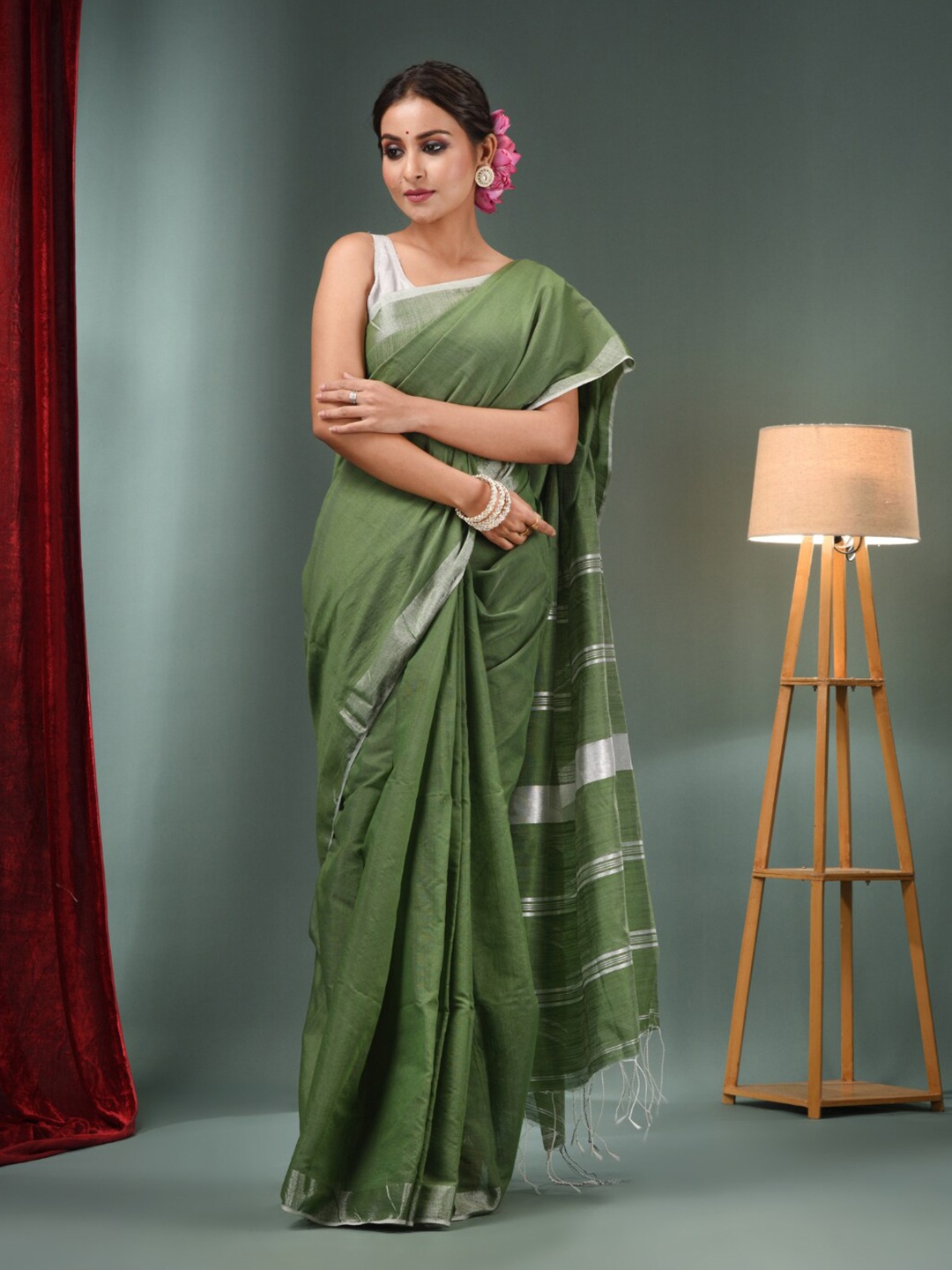 

Charukriti Zari Detailed Saree, Green