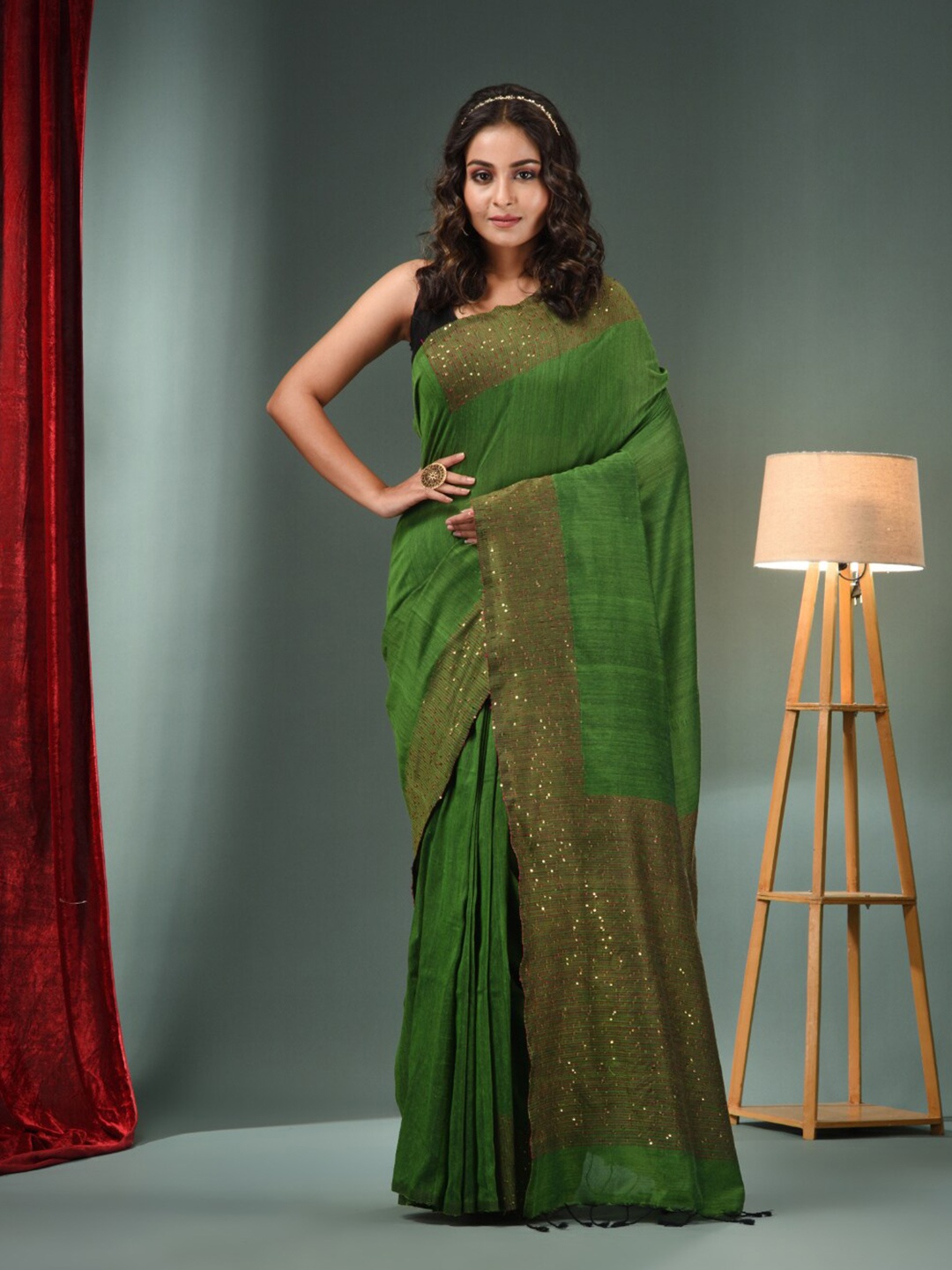 

Charukriti Sequined Pure Cotton Saree, Green