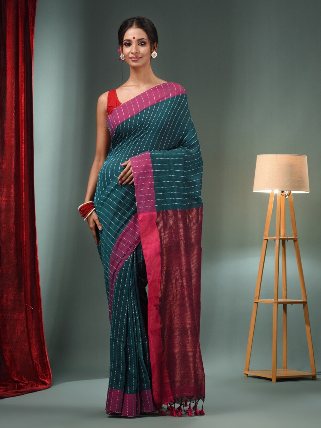 

Charukriti Striped Pure Cotton Saree, Teal
