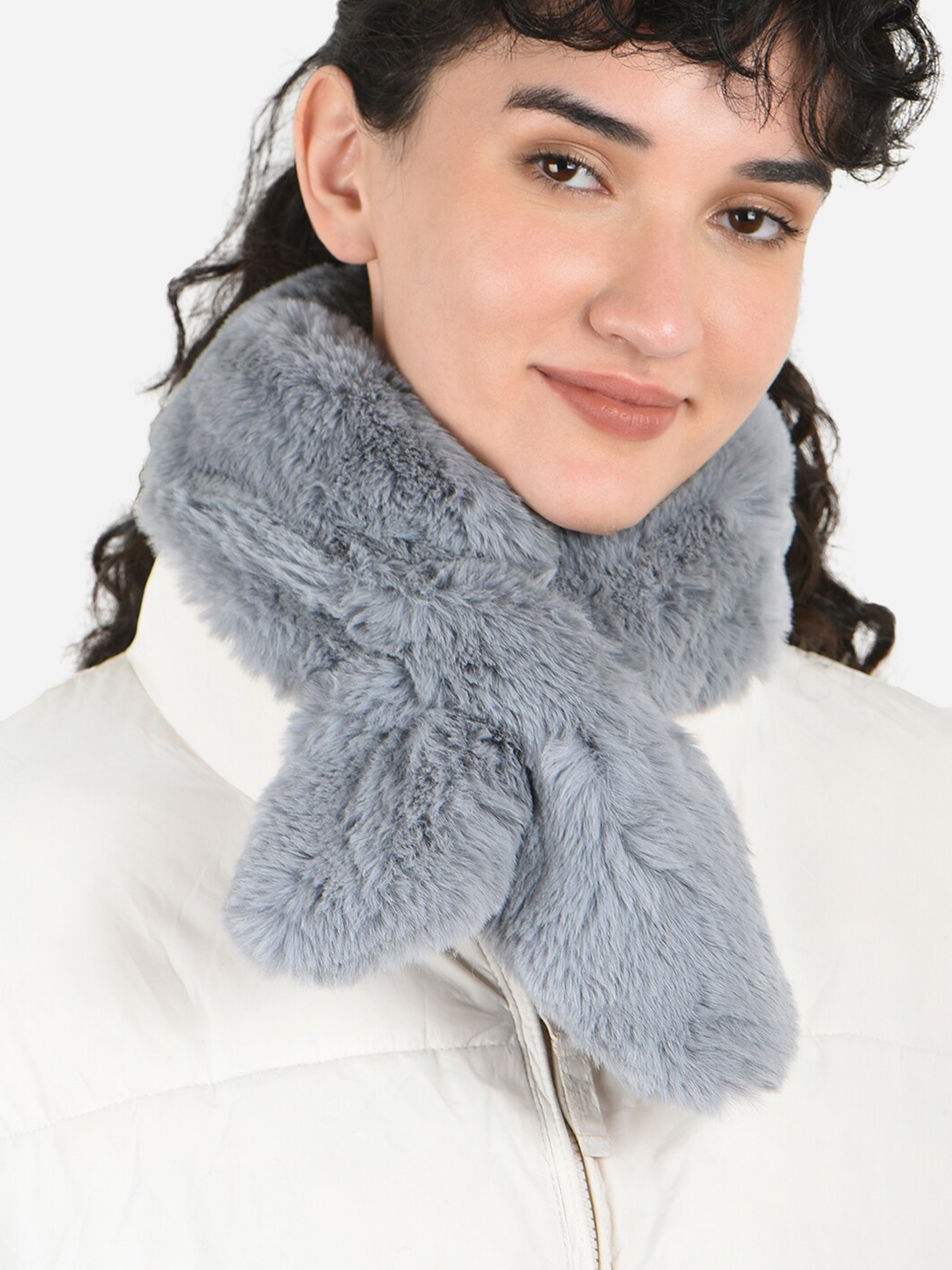 

ToniQ Wool Stole, Grey