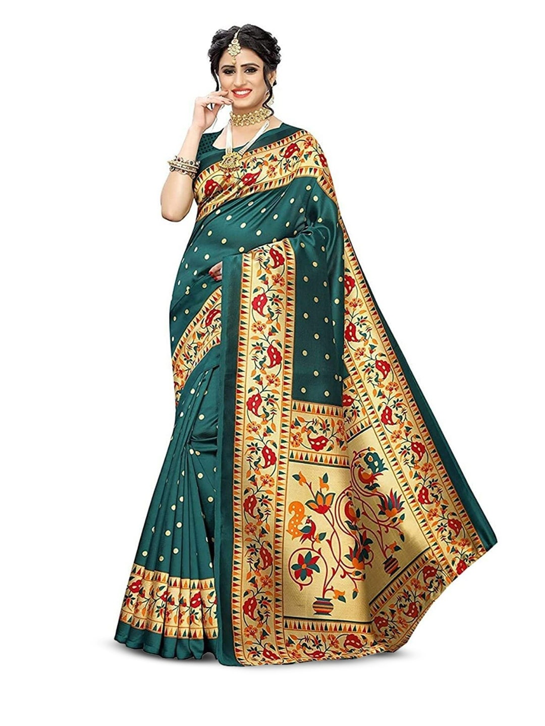 

Grubstaker Ethnic Motifs Printed Saree, Green