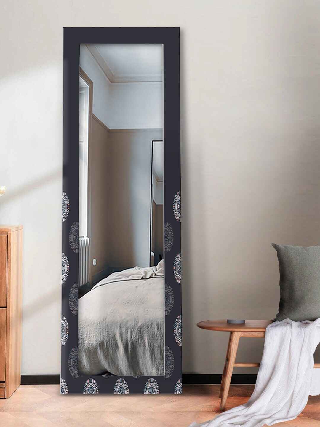 

999Store Black Printed Wall Mirror