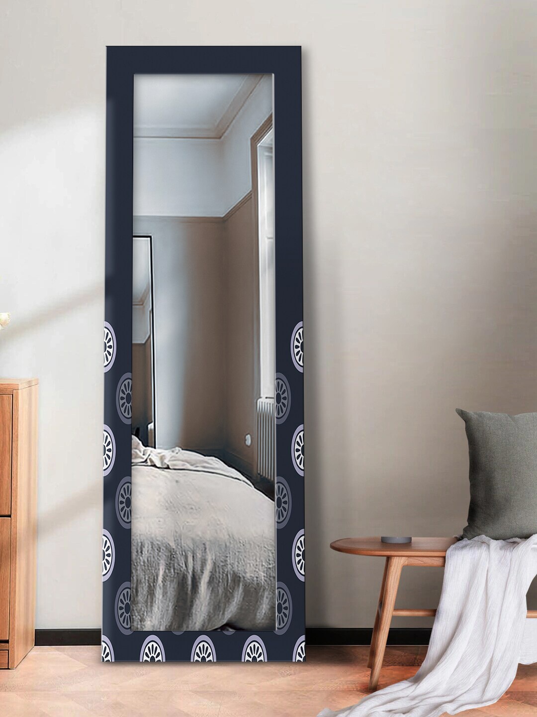 

999Store Black Mandala Design Wall Mirror
