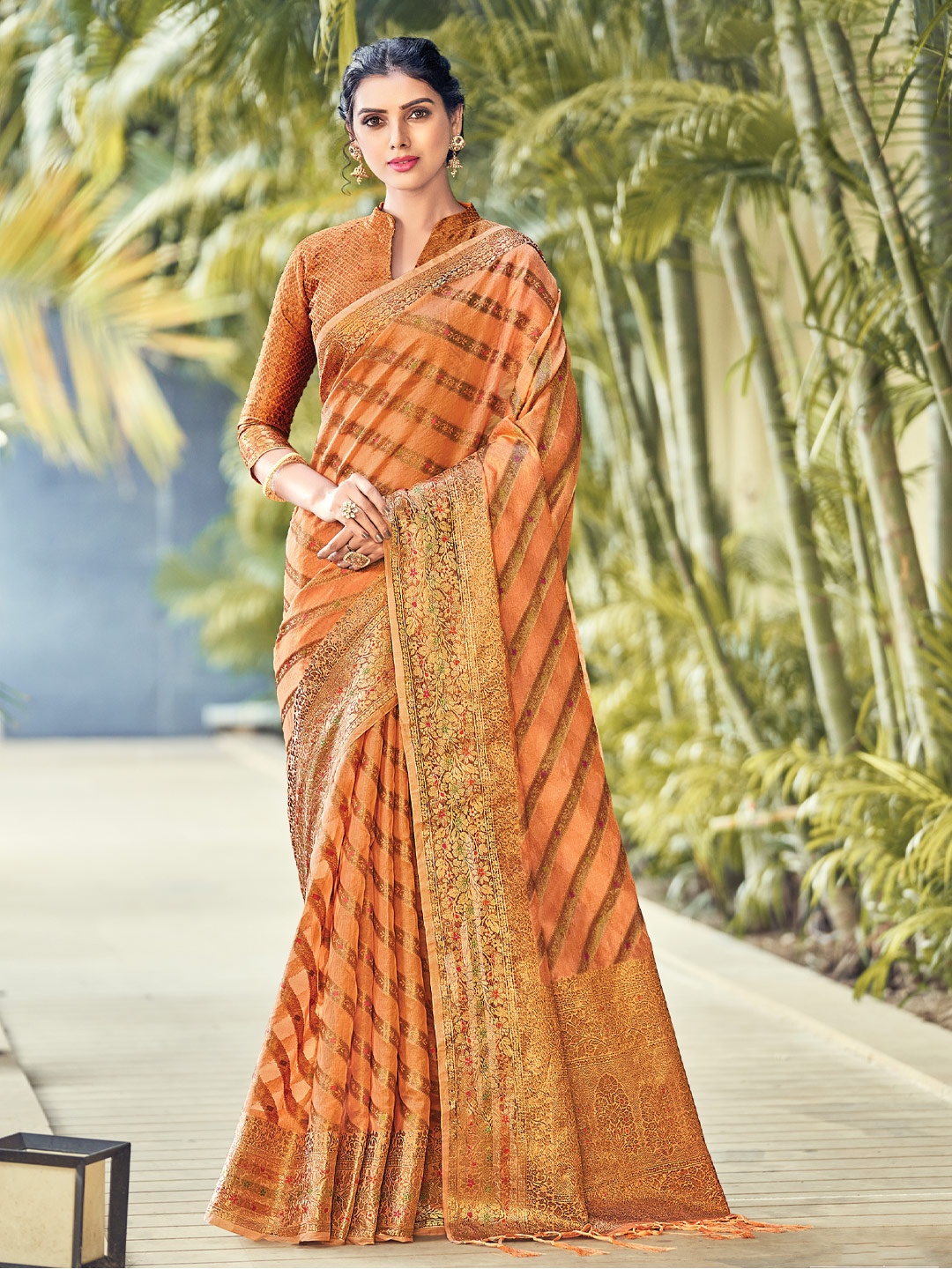 

DEVATITHI Ethnic Motifs Woven Design Zari Organza Saree, Orange