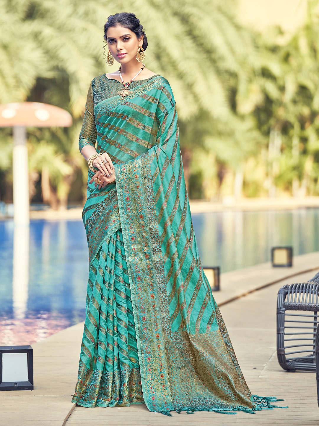 

DEVATITHI Ethnic Motif Woven Design Zari Organza Saree, Teal