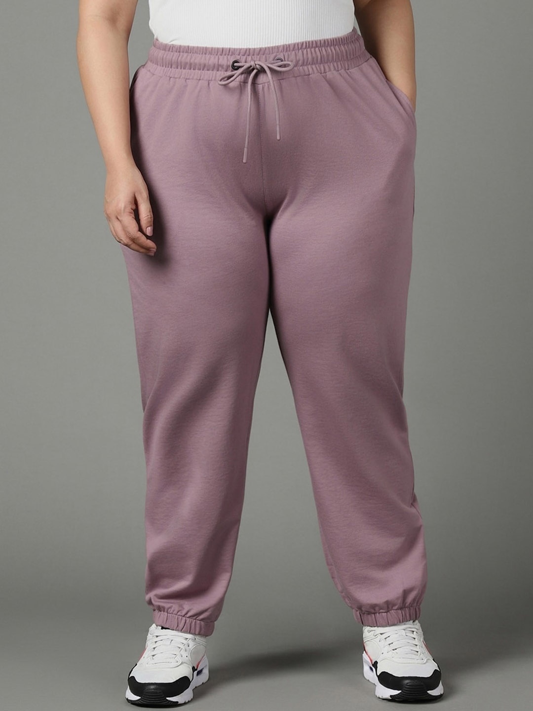

Bewakoof AIR Plus Size Oversized Joggers, Mauve