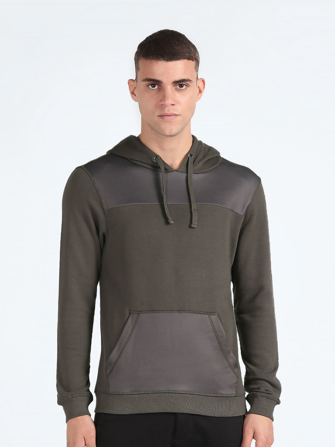 

Flying Machine Colourblocked Hooded Round Neck Pullover, Olive