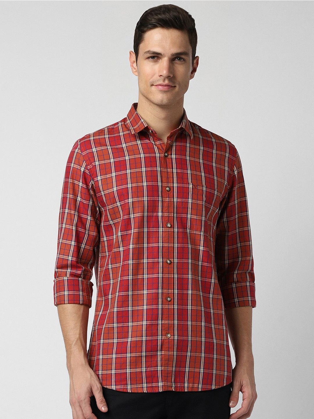 

Peter England CasualsSlim fit cotton checks shirt, Red